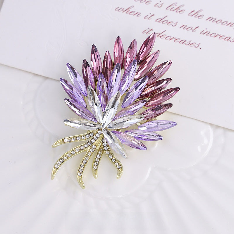 Butterfly Glass Brooch Pin Featuring Elegant Design For Stylish Jewelry Accessories