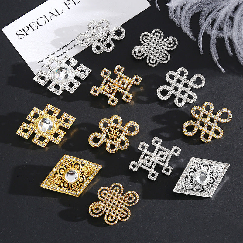 Ethnic Style Chest Ornament With Printing Pattern, Alloy Inlay Material, And Durable Alloy Construction In Golden