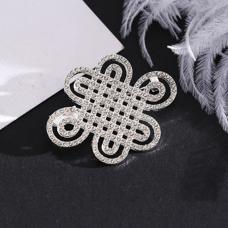 Ethnic Style Chest Ornament With Printing Pattern, Alloy Inlay Material, And Durable Alloy Construction In Golden