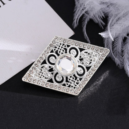 Ethnic Style Chest Ornament With Printing Pattern, Alloy Inlay Material, And Durable Alloy Construction In Golden