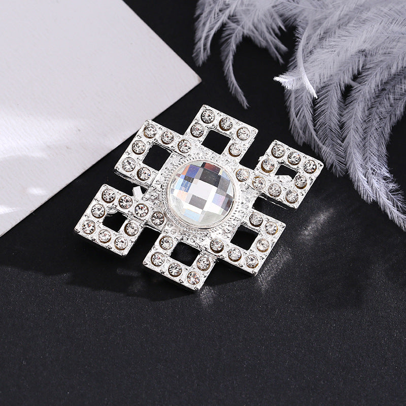 Ethnic Style Chest Ornament With Printing Pattern, Alloy Inlay Material, And Durable Alloy Construction In Golden