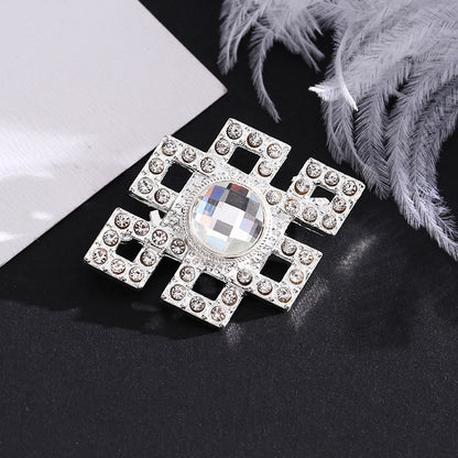 Ethnic Style Chest Ornament With Printing Pattern, Alloy Inlay Material, And Durable Alloy Construction In Golden