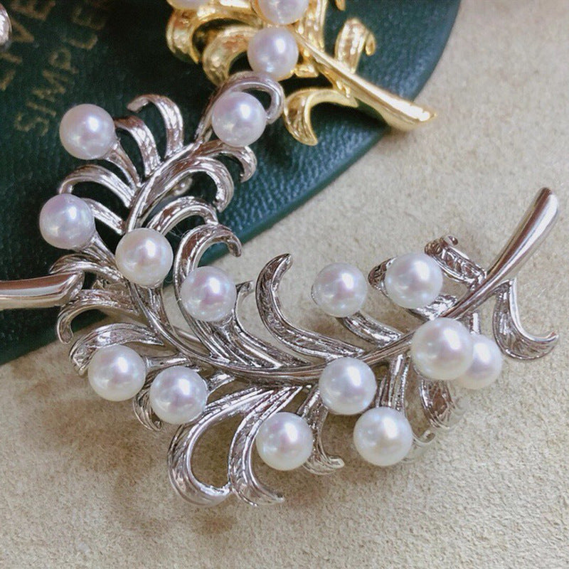 Feather Pattern Copper Brooch Pin In Golden With Artificial Gemstones Inlay