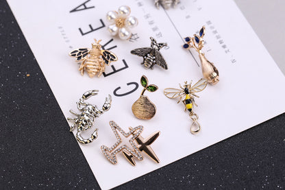 Animal Pattern Alloy Brooch Pin In Colour, Stylish Jewelry Accessory For All Occasions