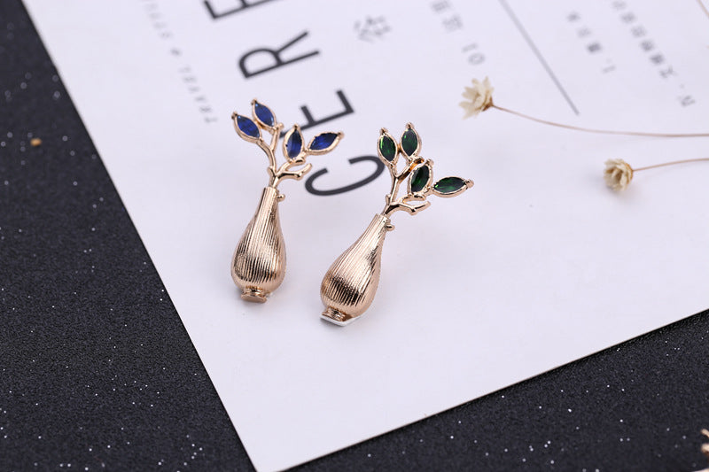 Animal Pattern Alloy Brooch Pin In Colour, Stylish Jewelry Accessory For All Occasions
