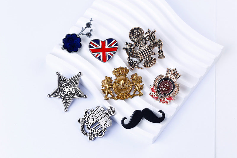 Pin Brooches Made Of Alloy In Elegant Golden Color