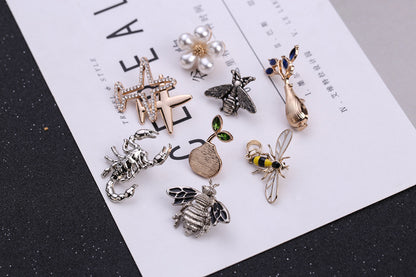 Animal Pattern Alloy Brooch Pin In Colour, Stylish Jewelry Accessory For All Occasions