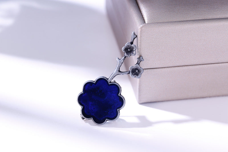 Pin Brooches Made Of Alloy In Elegant Golden Color