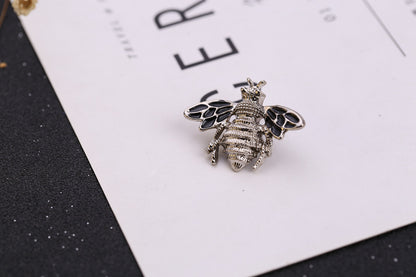 Animal Pattern Alloy Brooch Pin In Colour, Stylish Jewelry Accessory For All Occasions