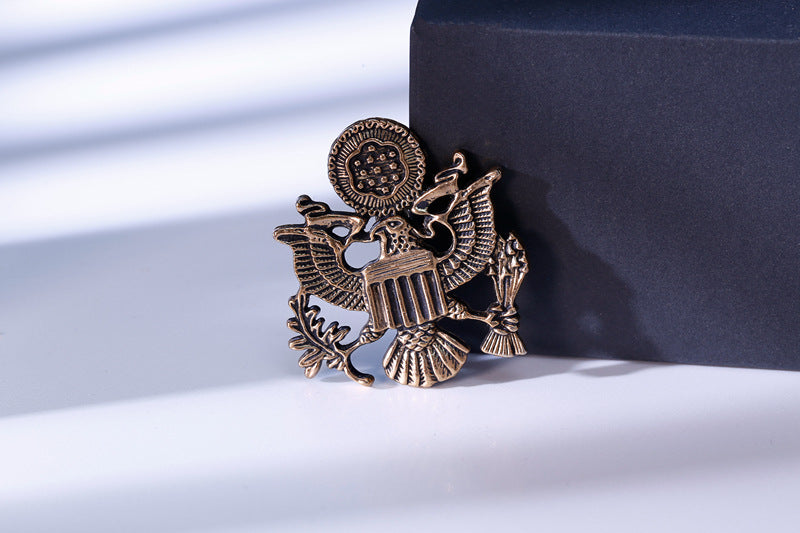 Pin Brooches Made Of Alloy In Elegant Golden Color