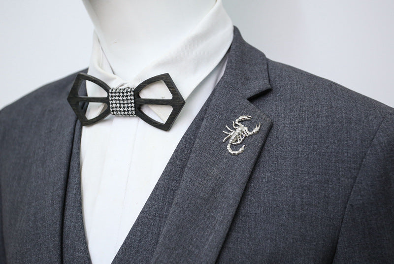 Animal Pattern Alloy Brooch Pin In Colour, Stylish Jewelry Accessory For All Occasions
