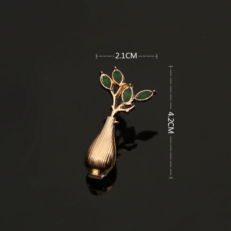 Animal Pattern Alloy Brooch Pin In Colour, Stylish Jewelry Accessory For All Occasions