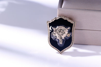 Pin Brooches Made Of Alloy In Elegant Golden Color