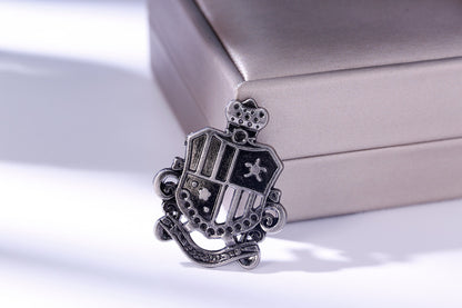 Pin Brooches Made Of Alloy In Elegant Golden Color