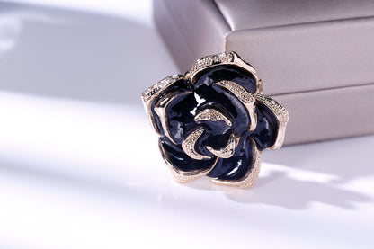 Pin Brooches Made Of Alloy In Elegant Golden Color