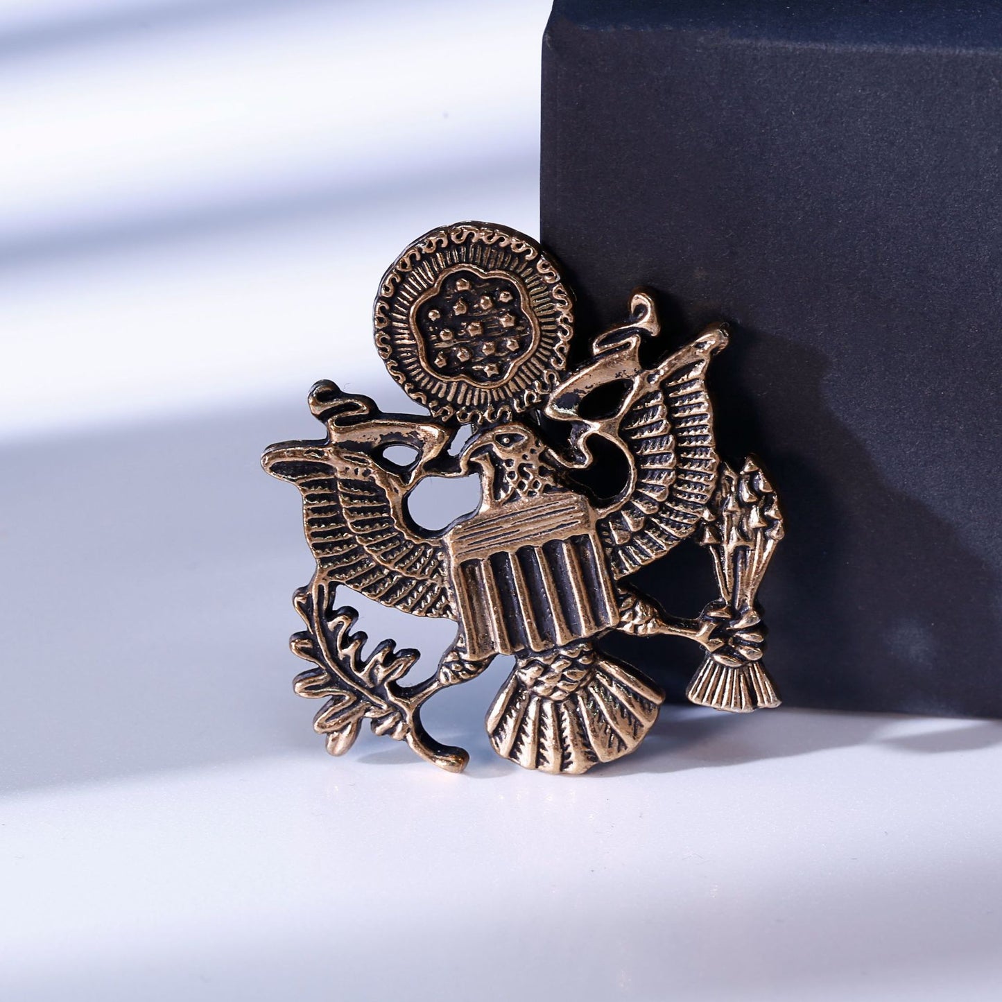 Pin Brooches Made Of Alloy In Elegant Golden Color