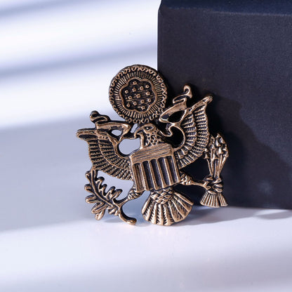 Pin Brooches Made Of Alloy In Elegant Golden Color