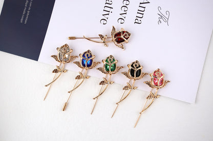 Rose Pattern Alloy Brooch Pin In Elegant Golden Finish For Stylish Accessories