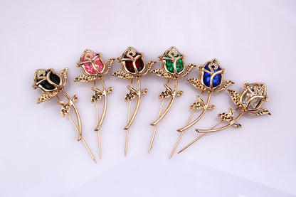 Rose Pattern Alloy Brooch Pin In Elegant Golden Finish For Stylish Accessories