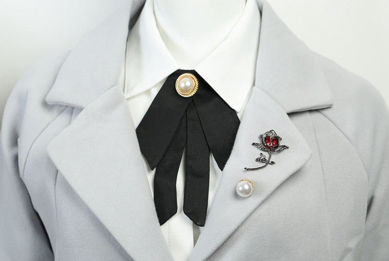 Rose Pattern Alloy Brooch Pin In Elegant Golden Finish For Stylish Accessories
