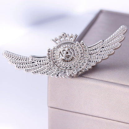Pin Brooches Made Of Alloy In Elegant Golden Color
