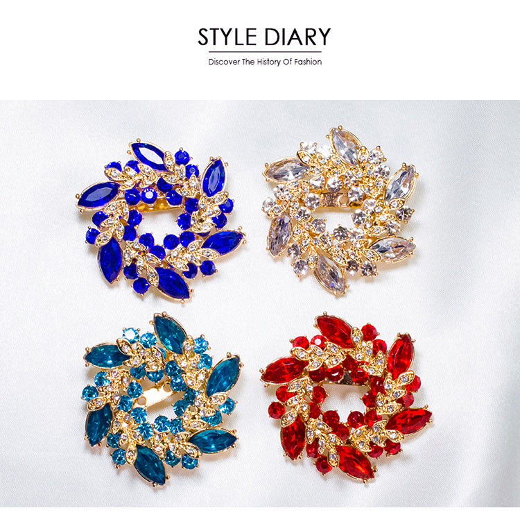 Flower Pin Brooch In Alloy Featuring Crystal Inlay, Elegant White Design For Stylish Accessories
