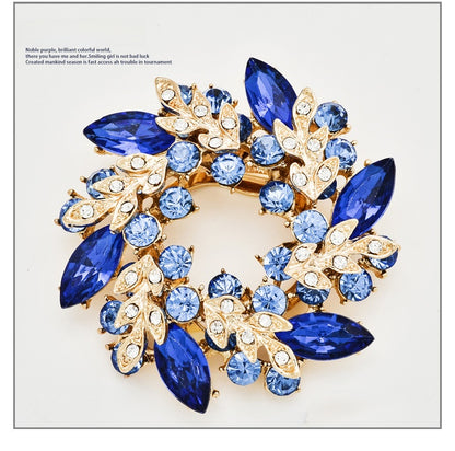 Flower Pin Brooch In Alloy Featuring Crystal Inlay, Elegant White Design For Stylish Accessories