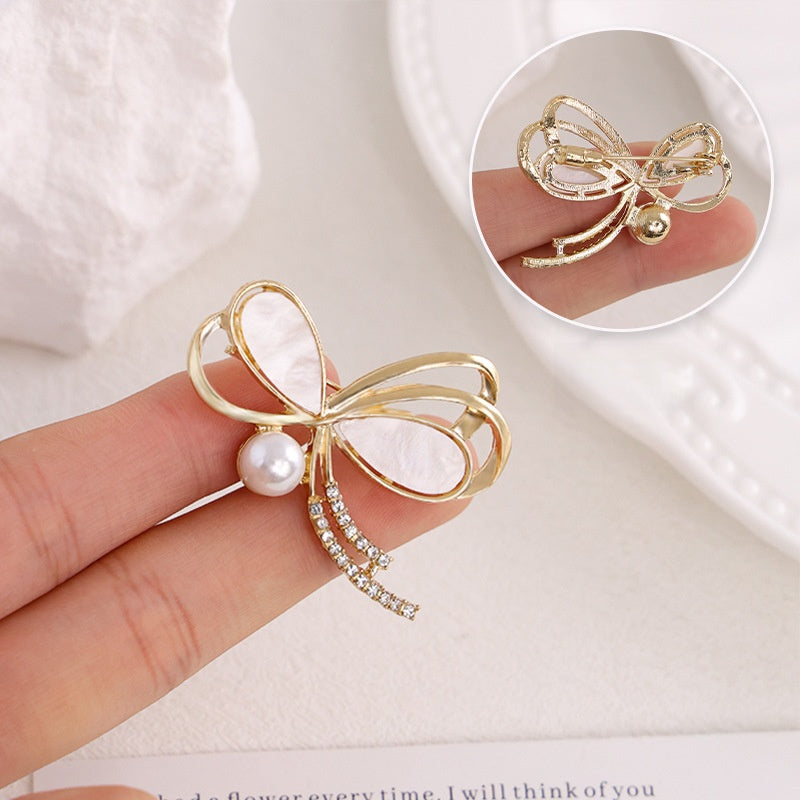 Dragonfly Brooch Pin In Zinc Alloy, Elegant Jewelry Accessory For New Year Celebrations