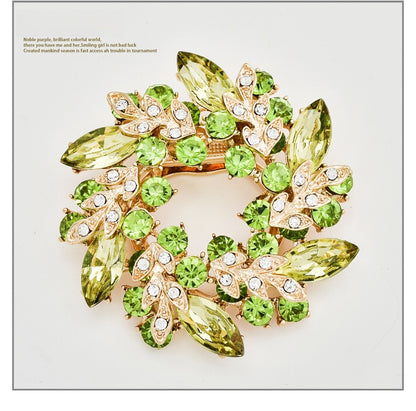 Flower Pin Brooch In Alloy Featuring Crystal Inlay, Elegant White Design For Stylish Accessories