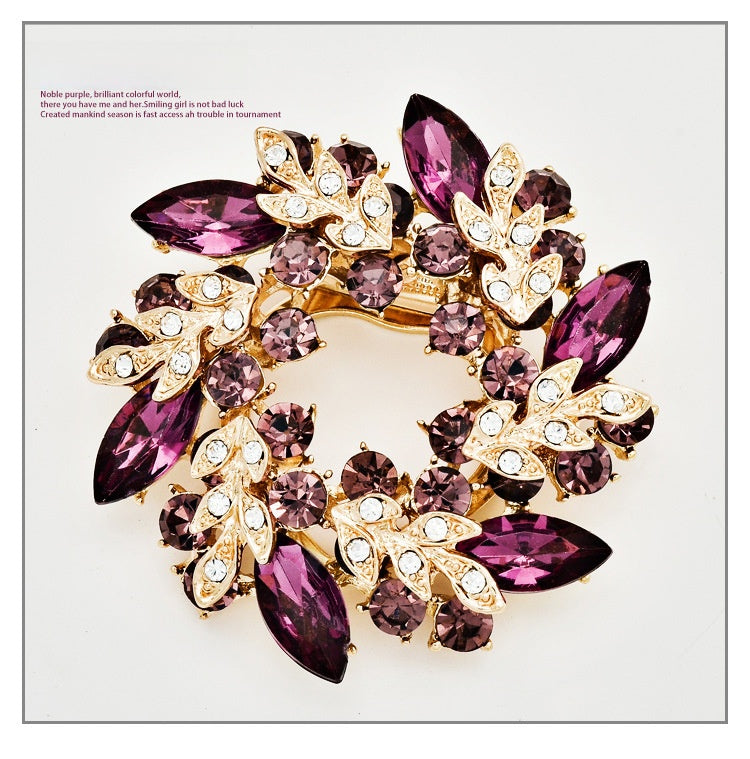 Flower Pin Brooch In Alloy Featuring Crystal Inlay, Elegant White Design For Stylish Accessories