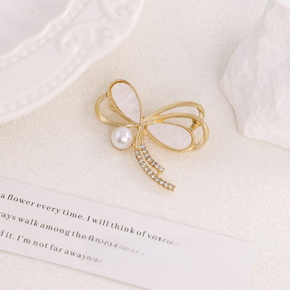 Dragonfly Brooch Pin In Zinc Alloy, Elegant Jewelry Accessory For New Year Celebrations
