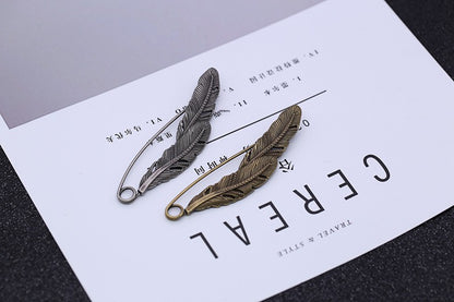 Pin Brooches Featuring Leaves Pattern Made Of Durable Alloy Material