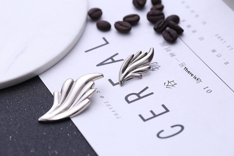Leaf Pattern Alloy Brooch Pin In Golden Color, Stylish Jewelry Accessory