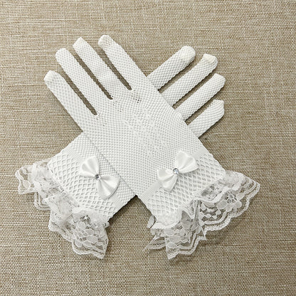 Black Adult Gloves Featuring Classic Design For Everyday Use
