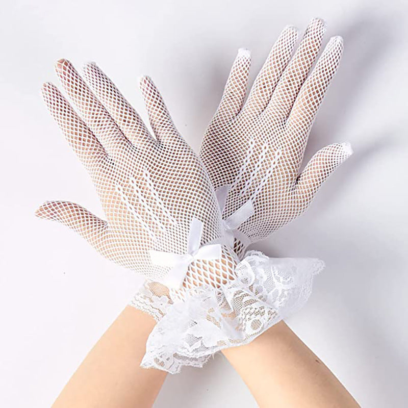 Black Adult Gloves Featuring Classic Design For Everyday Use