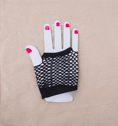 Black Adult Gloves Featuring Classic Design For Everyday Use