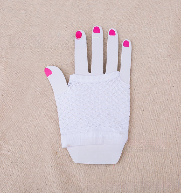 Black Adult Gloves Featuring Classic Design For Everyday Use