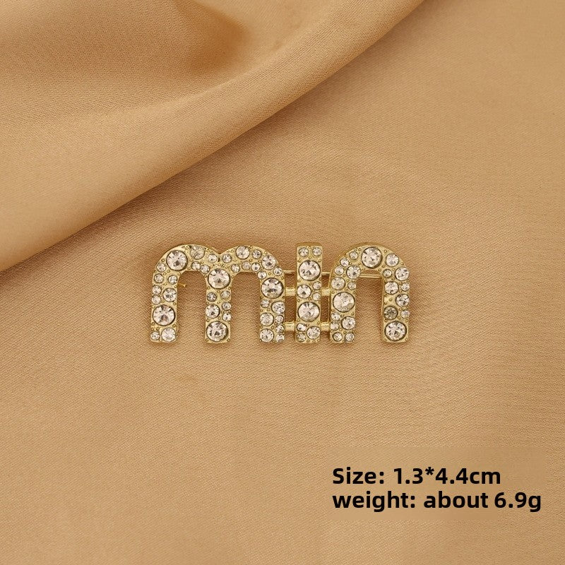 Pin Brooch Featuring Letter Pattern In Zinc Alloy With Multicolor Design
