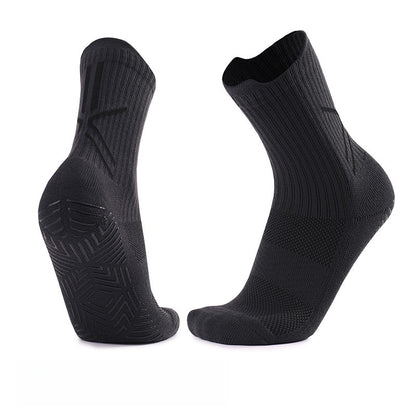Men's Polyester Non-Slip Sports And Casual White Socks For Comfortable Wear