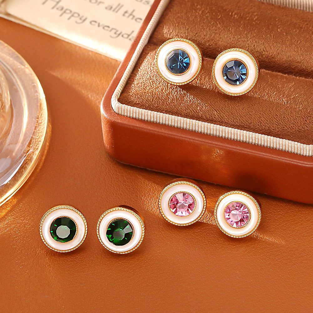 Hip-Hop Stud Earrings For Men And Women Featuring Zircon Inlay And Shell Material