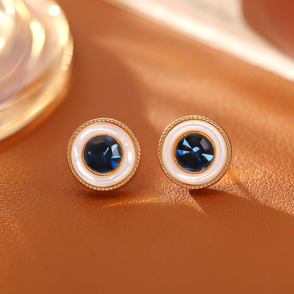 Hip-Hop Stud Earrings For Men And Women Featuring Zircon Inlay And Shell Material
