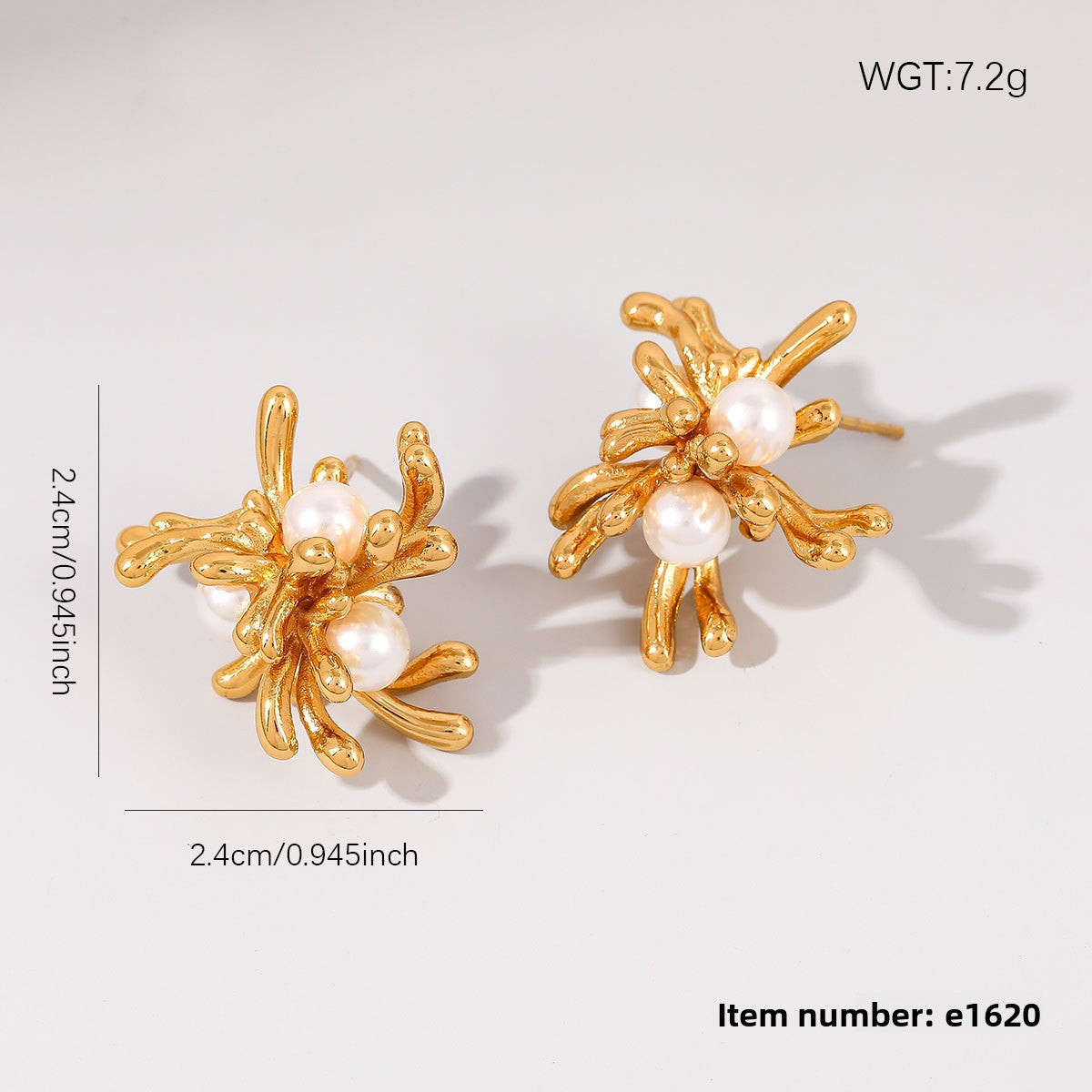 Flower Pattern Stud Earrings In Golden For Elegant Everyday Wear