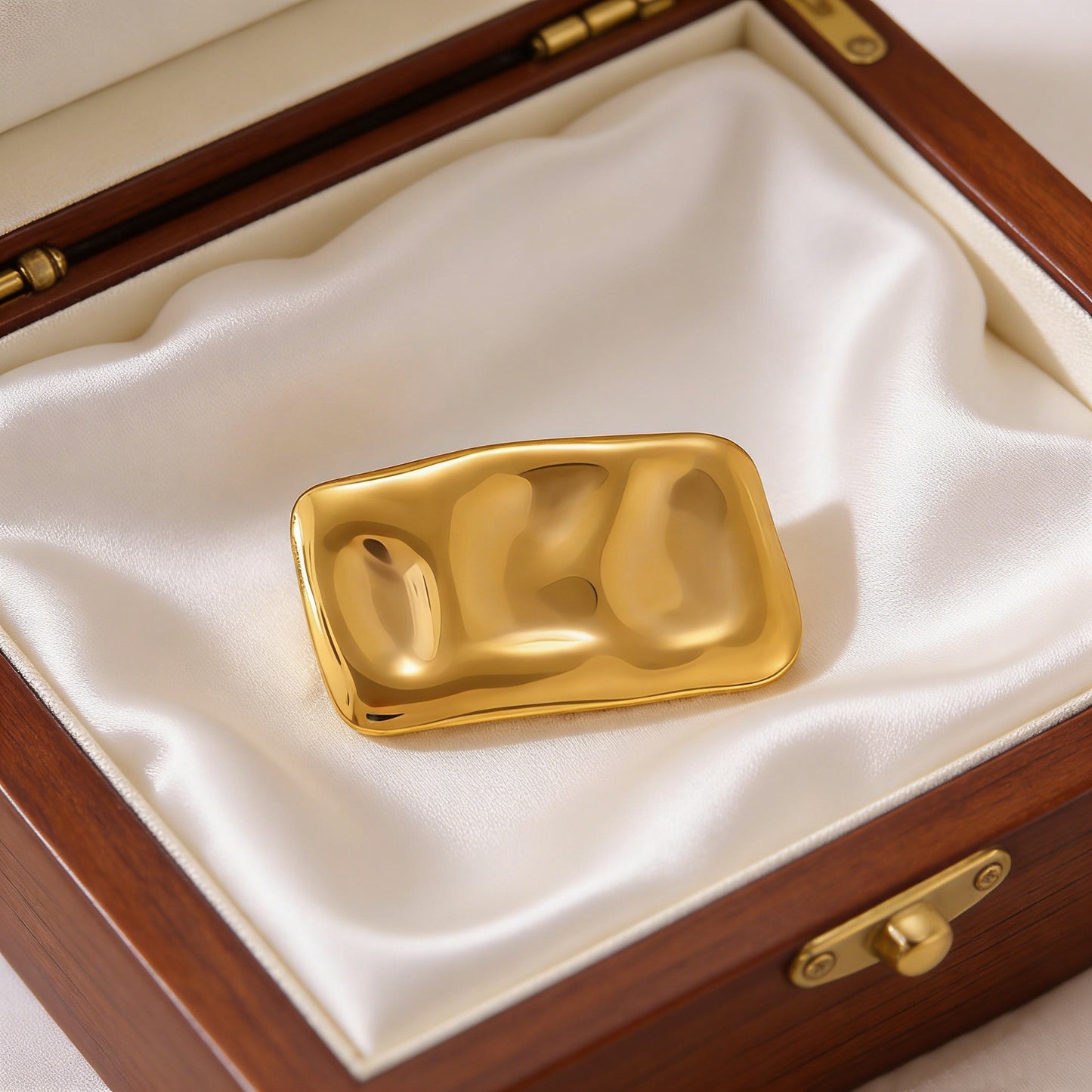 304 Stainless Steel Brooches In Steel Color Featuring Durable Material And Elegant Design