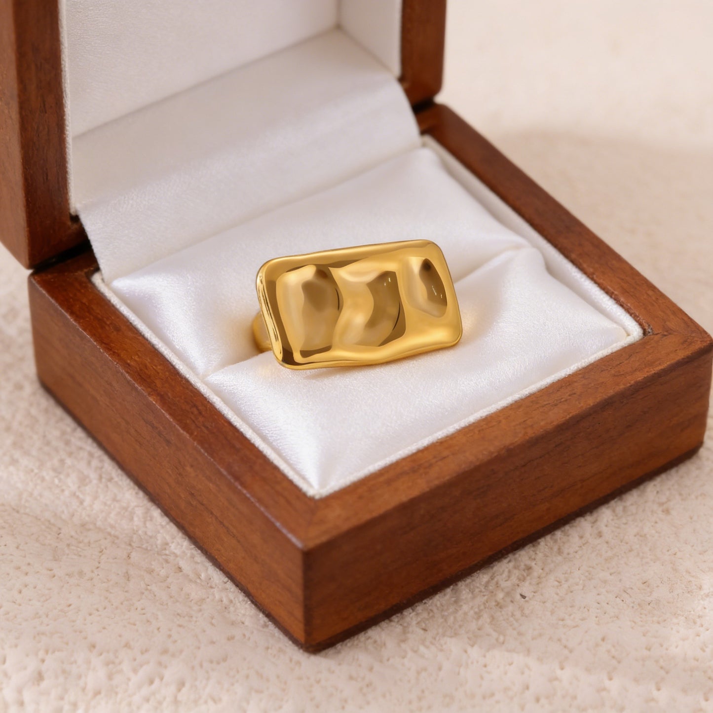 304 Stainless Steel Brooches In Steel Color Featuring Durable Material And Elegant Design