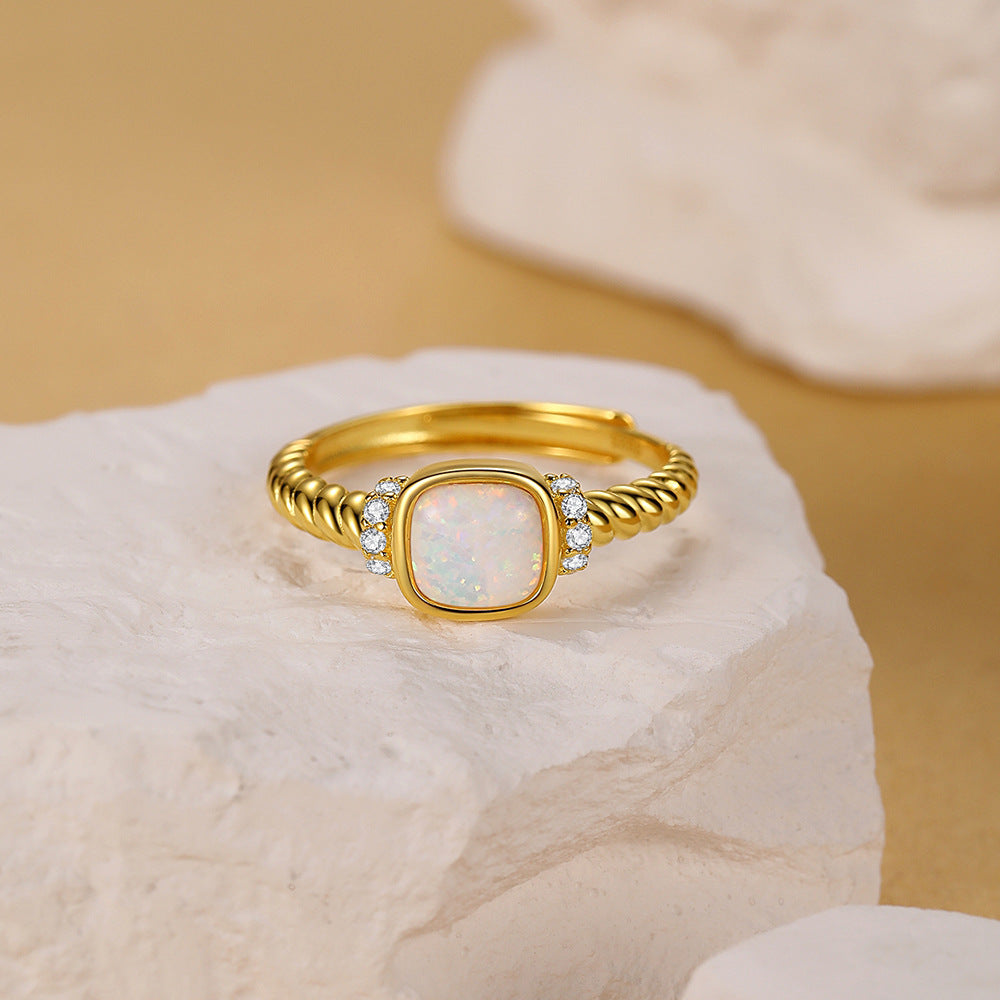Retro Style 925 Sterling Silver Ring For October Birthstone Opal In Golden
