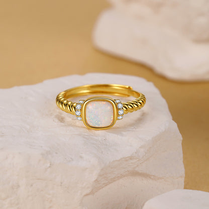 Retro Style 925 Sterling Silver Ring For October Birthstone Opal In Golden