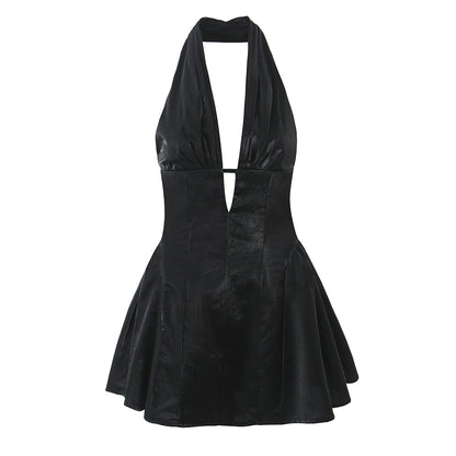 Solid Color Sleeveless Halter Neck Party Dress In Polyester With Knee-Length And Folds Design