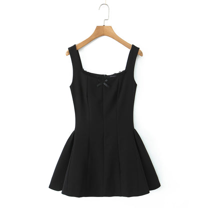 Sexy Solid Color Sleeveless Tank Dress In Polyester Fabric With Collarless Neckline, Knee-Length Design