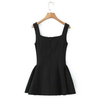 Sexy Solid Color Sleeveless Tank Dress In Polyester Fabric With Collarless Neckline, Knee-Length Design