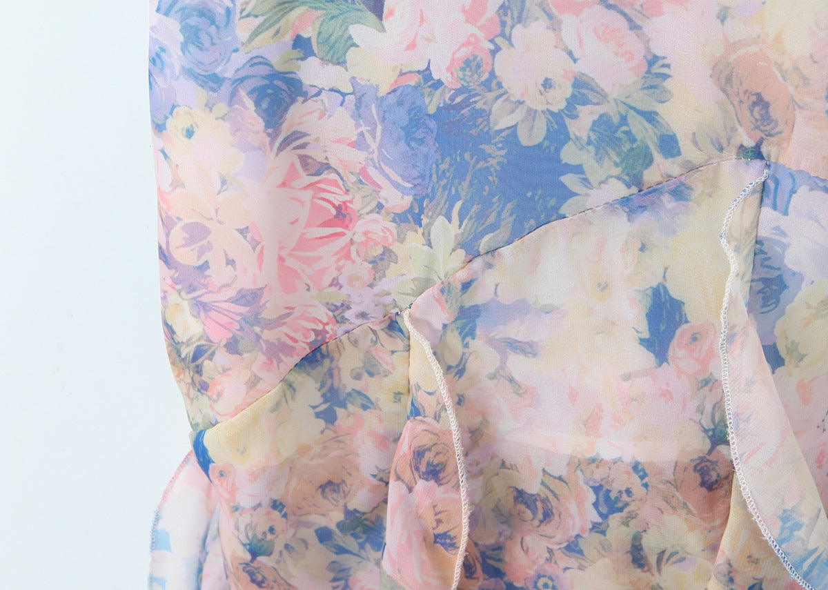 Sleeveless Chiffon Dress With Plunging Neck In Slim Fit, Polyester Fabric, Midi Dress Length